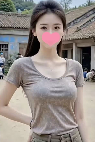 由梨ゆりさん
